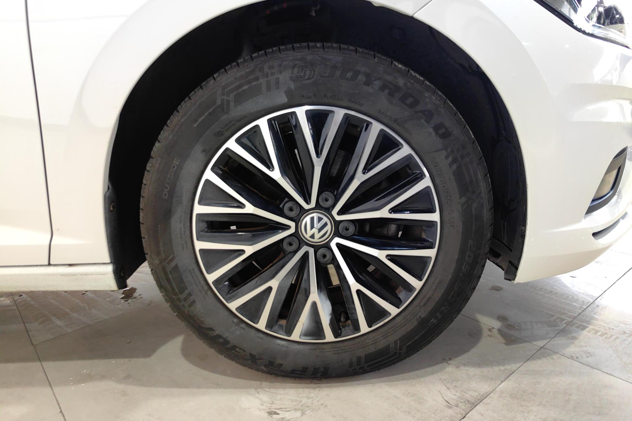 Volkswagen Sagitar 2021 200TSI DSG Comfort Smart Connect