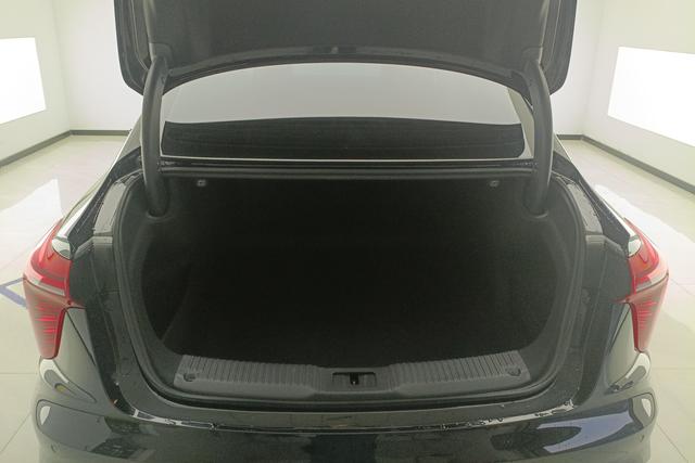 Red flag H5 2024 Черный из Китая, фото 4