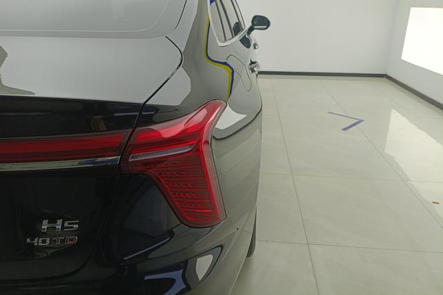 Red flag H5 2024 Черный из Китая, фото 6