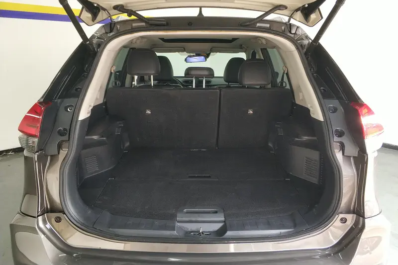 Nissan X-Trail — фото 14