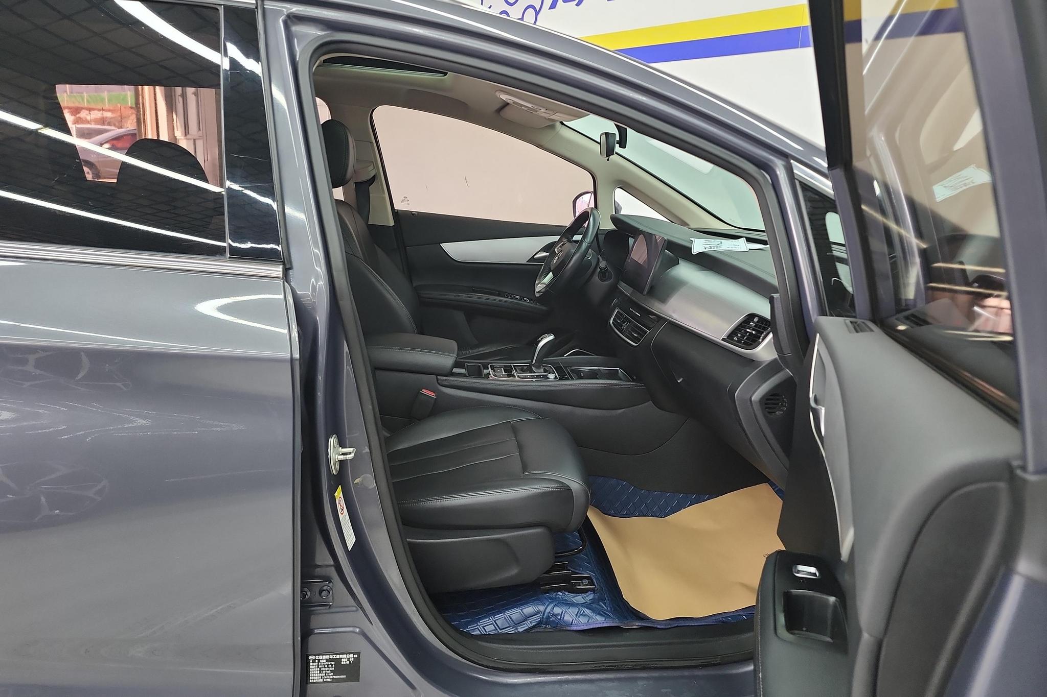 BYD Song MAX MAX 2021 1.5T AT Luxury 7 мест