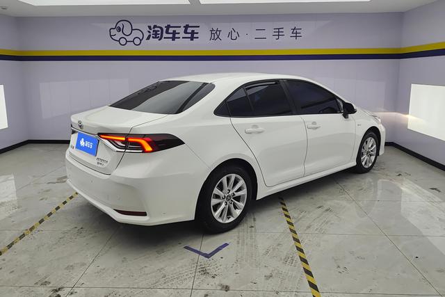 Toyota Corolla 2024 Белый из Китая, фото 6