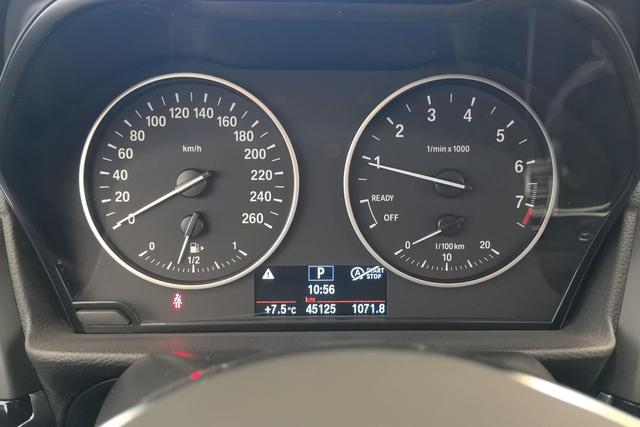 BMW 1 Series 2017 — фото 13