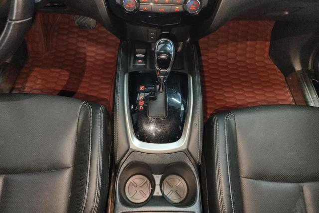 Nissan X-Trail 2020 2.0 L CVT 2 WD — фото 15