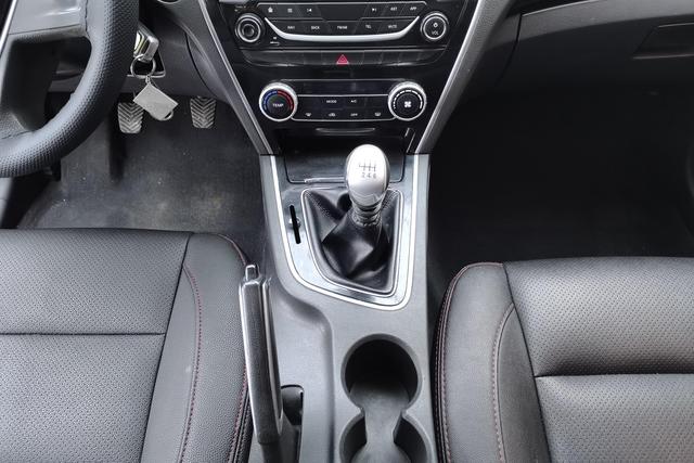 Liebao CS10 2015 2.0 T MT — фото 14