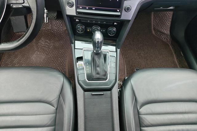 Volkswagen Lingdu 2019 Белый из Китая, фото 3