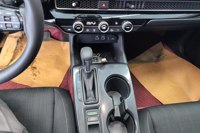 Honda Civic id 3781233 из Китая 13