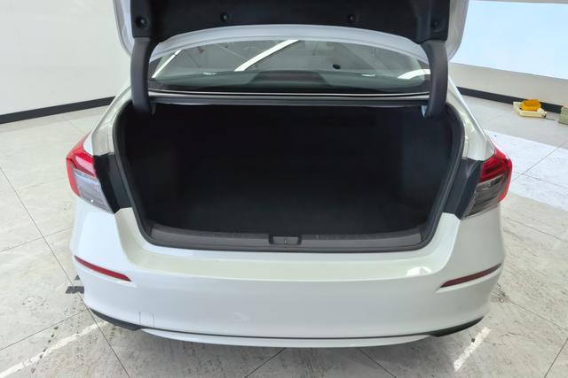 Honda Civic id 3781233 из Китая 15