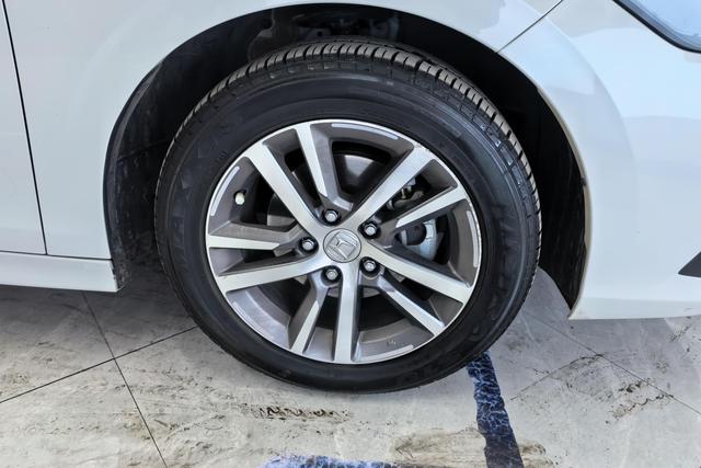 Honda Civic id 3781233 из Китая 17