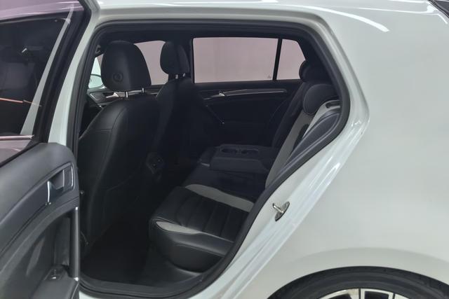 Volkswagen Golf id 3804726 из Китая 13