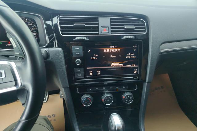 Volkswagen Golf id 3804726 из Китая 17