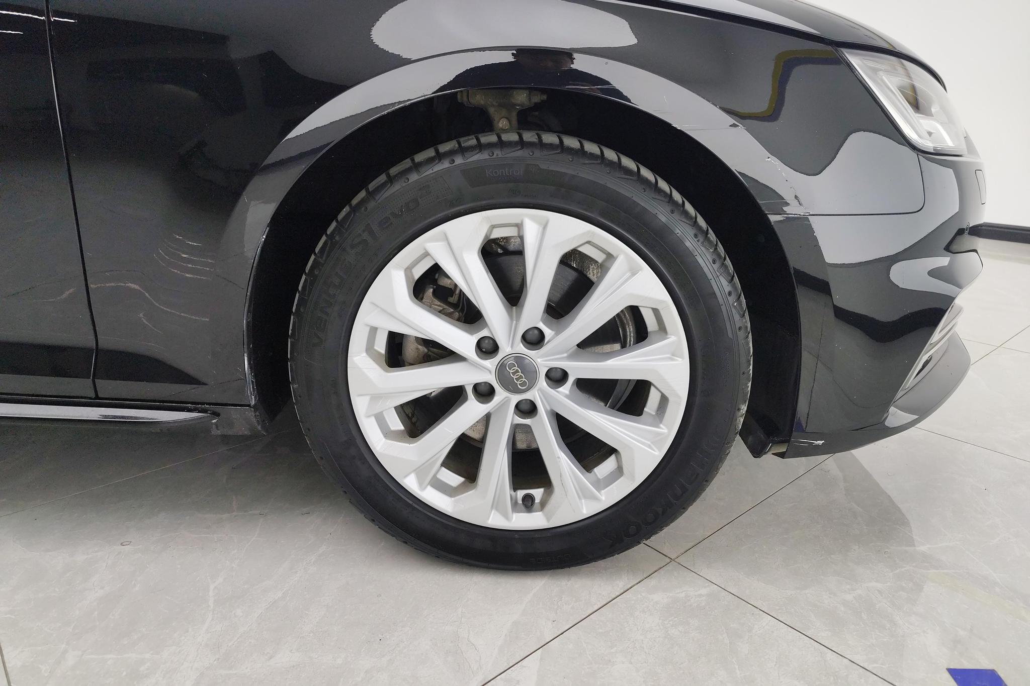 Audi A4L 2019 40 TFSI VI