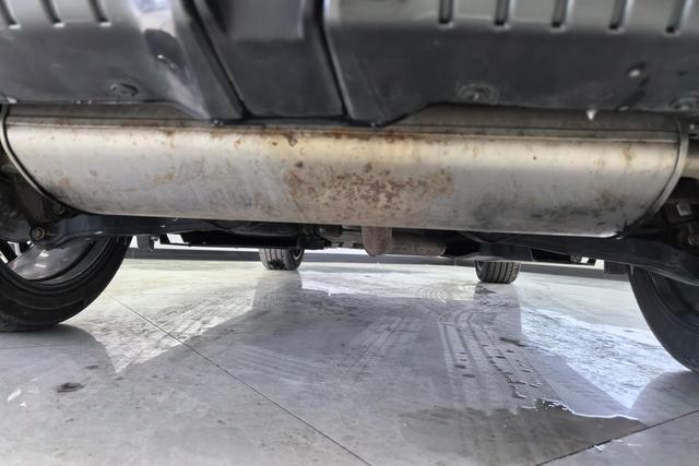 Chang'an UNI-T 2022 Темно-серый из Китая, фото 5