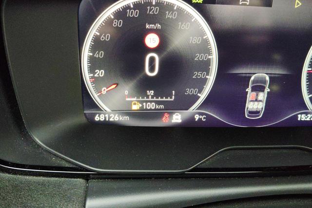 Lynk 03 2023 Желтый из Китая, фото 3