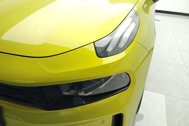 Lynk 03 2023 Желтый из Китая, фото 5