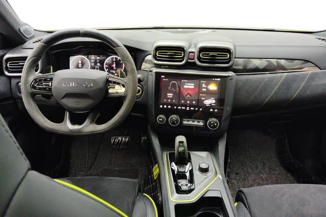 Lynk 03 2023 Желтый из Китая, фото 6