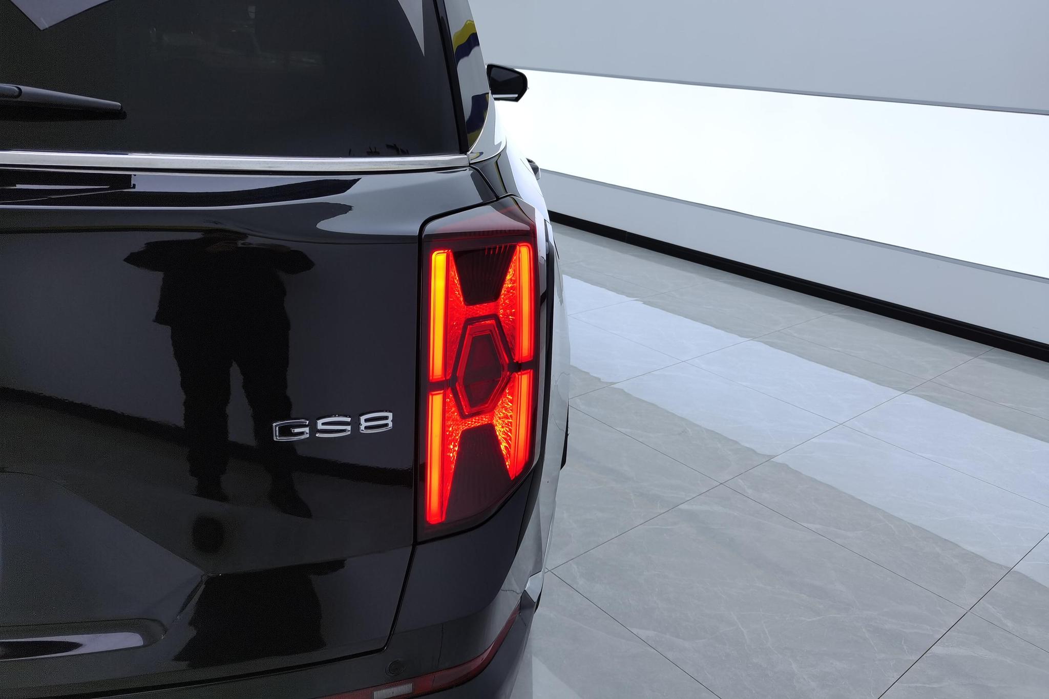 GAC GS8 2024 2.0TGDI Luxury Smart Connect