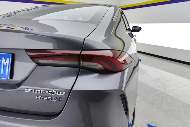 Trumpchi Empow 2023 2.0 L DHT Hybrid — фото 6