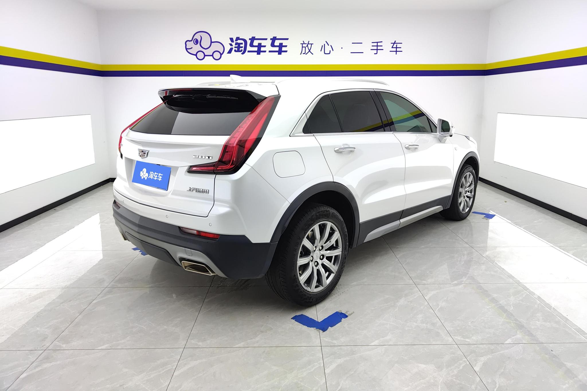 Cadillac XT4 2021 28T Luxury