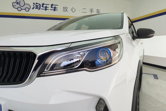 Geely Vision X3 2021 — фото 4