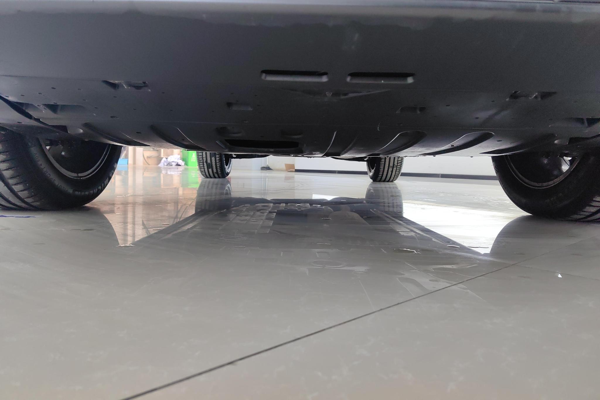 GAC GS8 2024 2.0TGDI Luxury Smart Connect