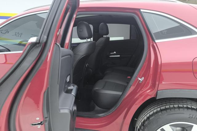 Mercedes Benz GLA 2020 — фото 16