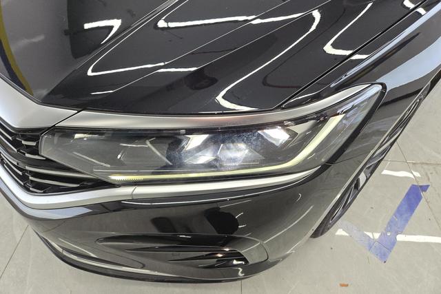 Volkswagen Passat id 4209316 из Китая 17
