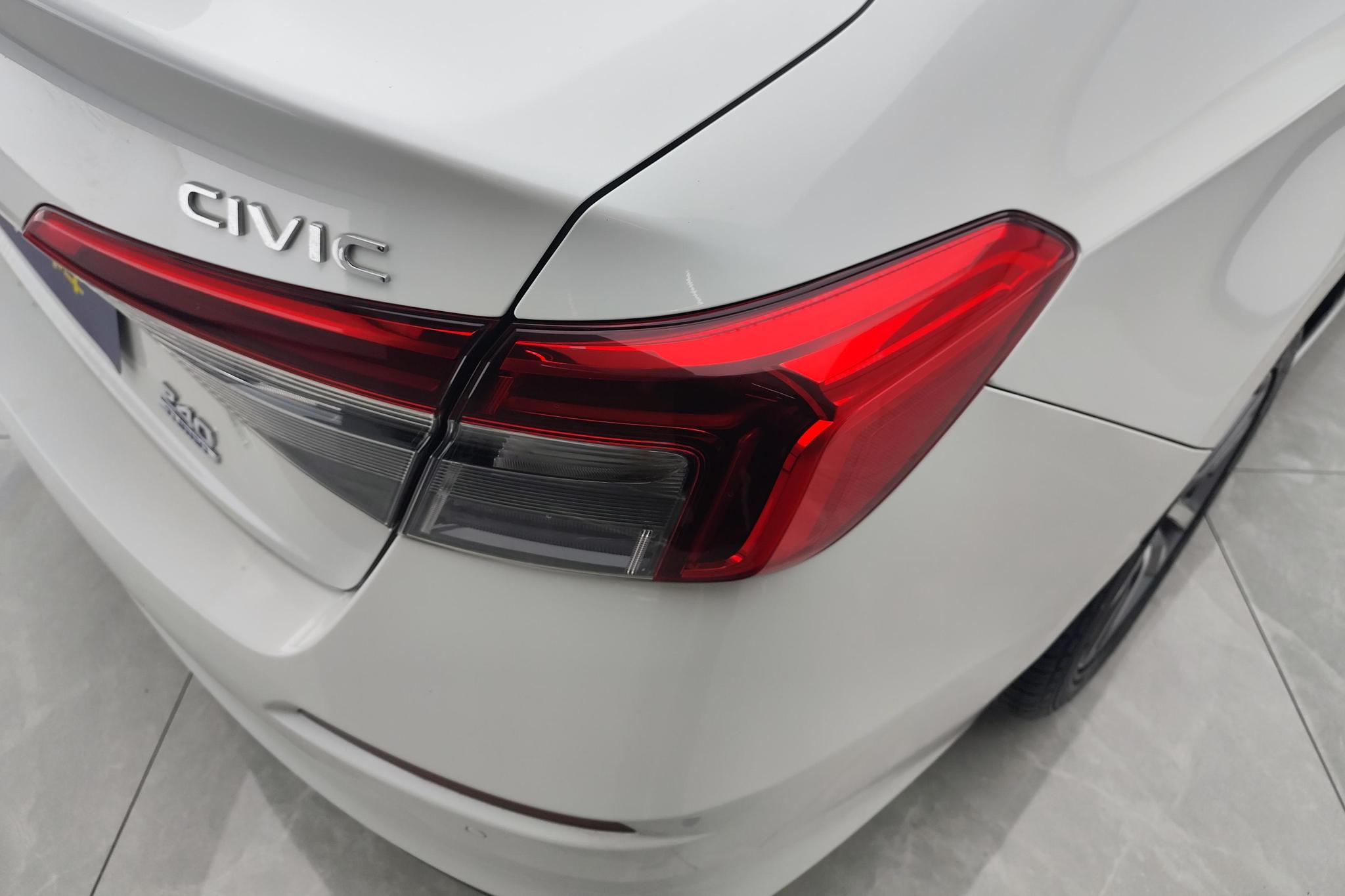 Honda Civic 2022 240TURBO CVT