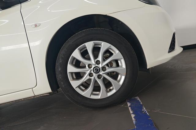 Nissan Xuan Yi id 3824761 из Китая 7