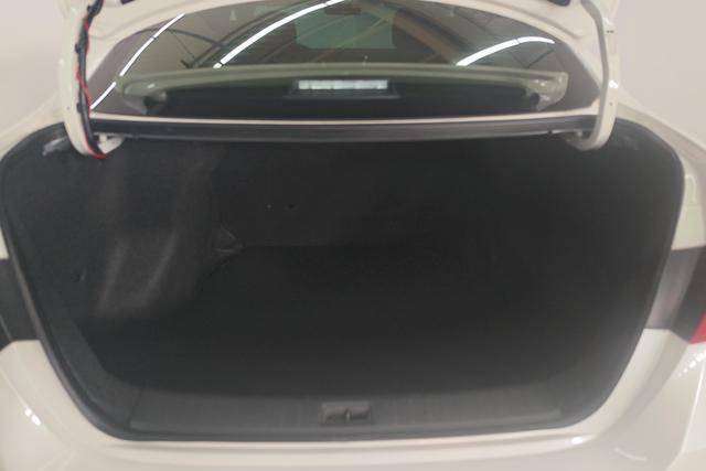 Nissan Xuan Yi id 3824761 из Китая 14