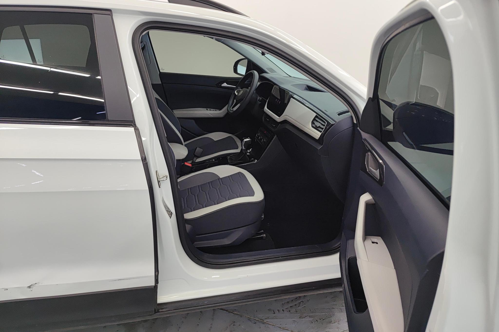 Volkswagen Tharu 2025 300TSI