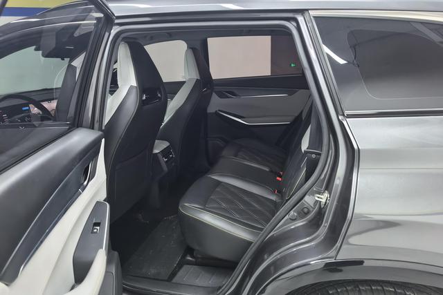 Chang'an CS75 PLUS 2024 Темно-серый из Китая, фото 5