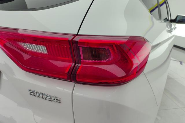 Haval M6 2021 PLUS 1.5 T MT — фото 11