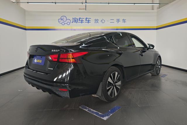 Nissan Teana 2021 Черный из Китая