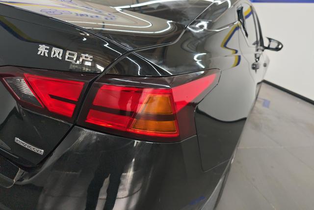 Nissan Teana id 3824763 из Китая 14