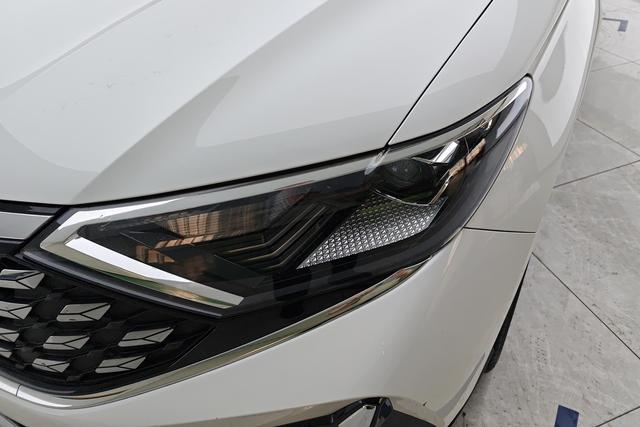 Jetta VS7 2023 280 TSI AT — фото 4