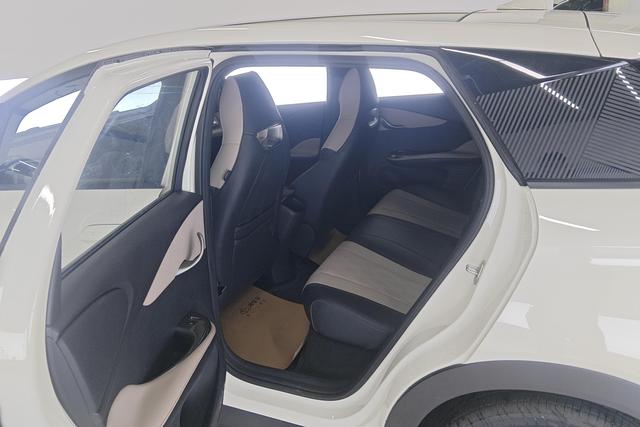 BYD dolphin id 3768838 из Китая 10