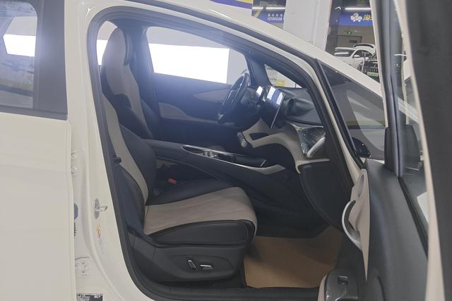 BYD Dolphin 2023 — фото 15