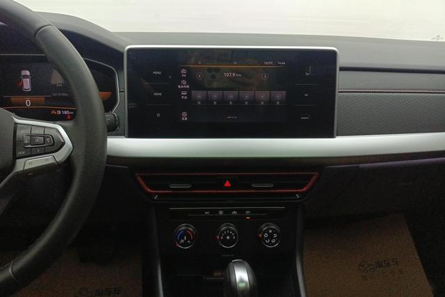 Volkswagen Lavida 2024 300 TSI DSG — фото 13