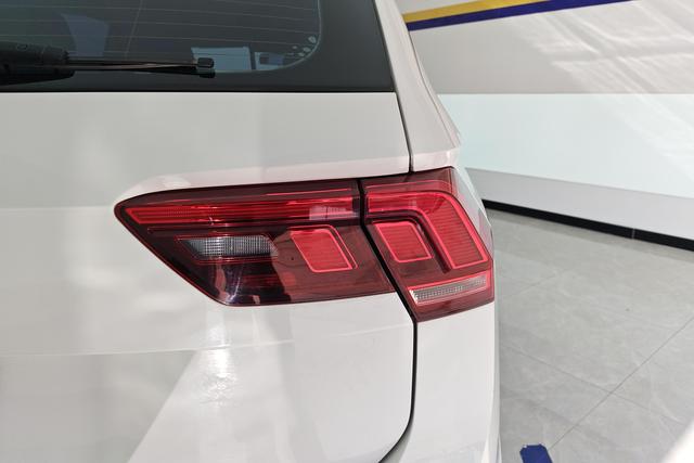 Volkswagen Tiguan L 2018 — фото 5