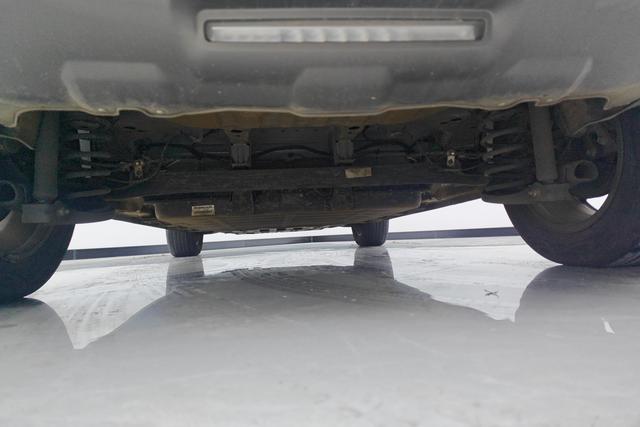 Baojun Yue Ye Plus 2024 Зеленый из Китая