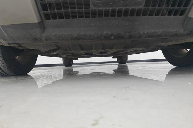 Baojun Yue Ye Plus 2024 Зеленый из Китая, фото 3