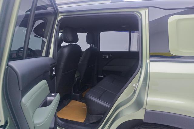 Baojun Yue Ye Plus id 3840863 из Китая 7