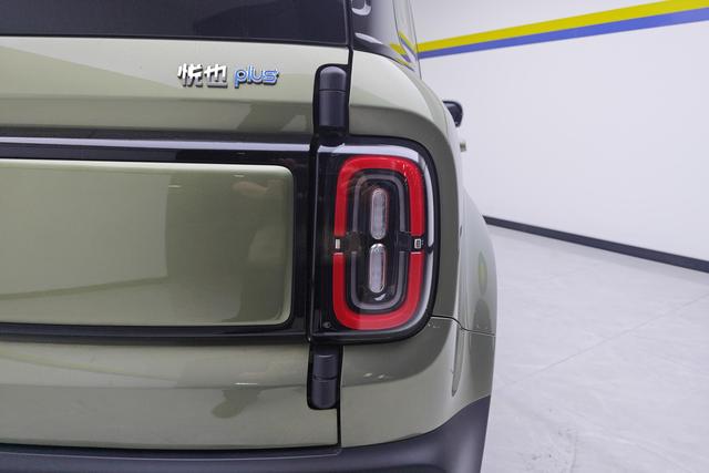 Baojun Yue Ye Plus id 3840863 из Китая 17