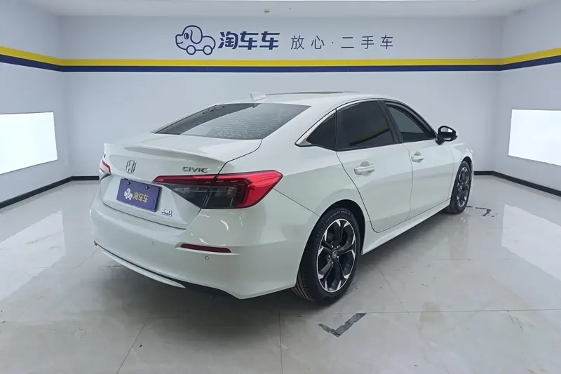 Honda Civic — фото 3