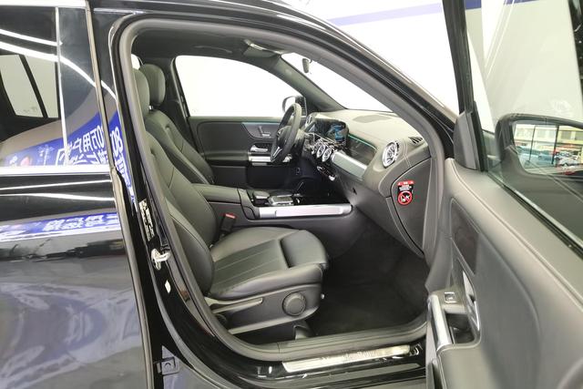 Mercedes Benz GLB 2022 — фото 15