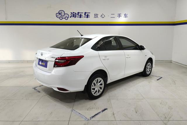 Toyota Vios 2021 1.5 L CVT — фото 3
