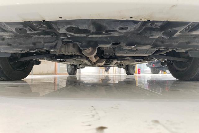 Toyota Vios 2021 1.5 L CVT — фото 5