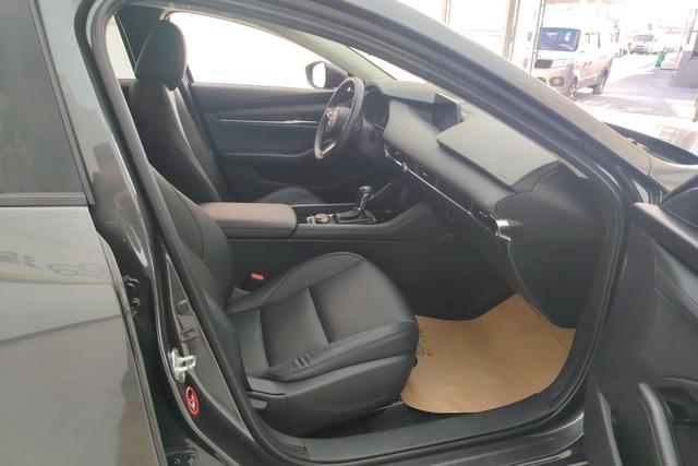 Mazda 3 Angkesaila 2022 Темно-серый из Китая, фото 4