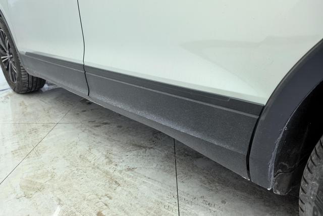 Volkswagen Tiguan L 2021 Темно-серый из Китая, фото 3